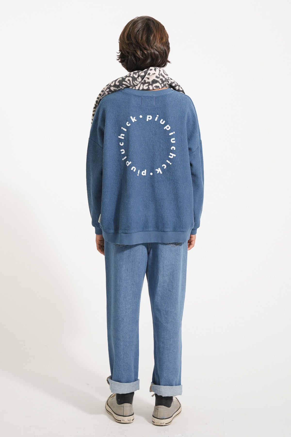 Whashed navy denim